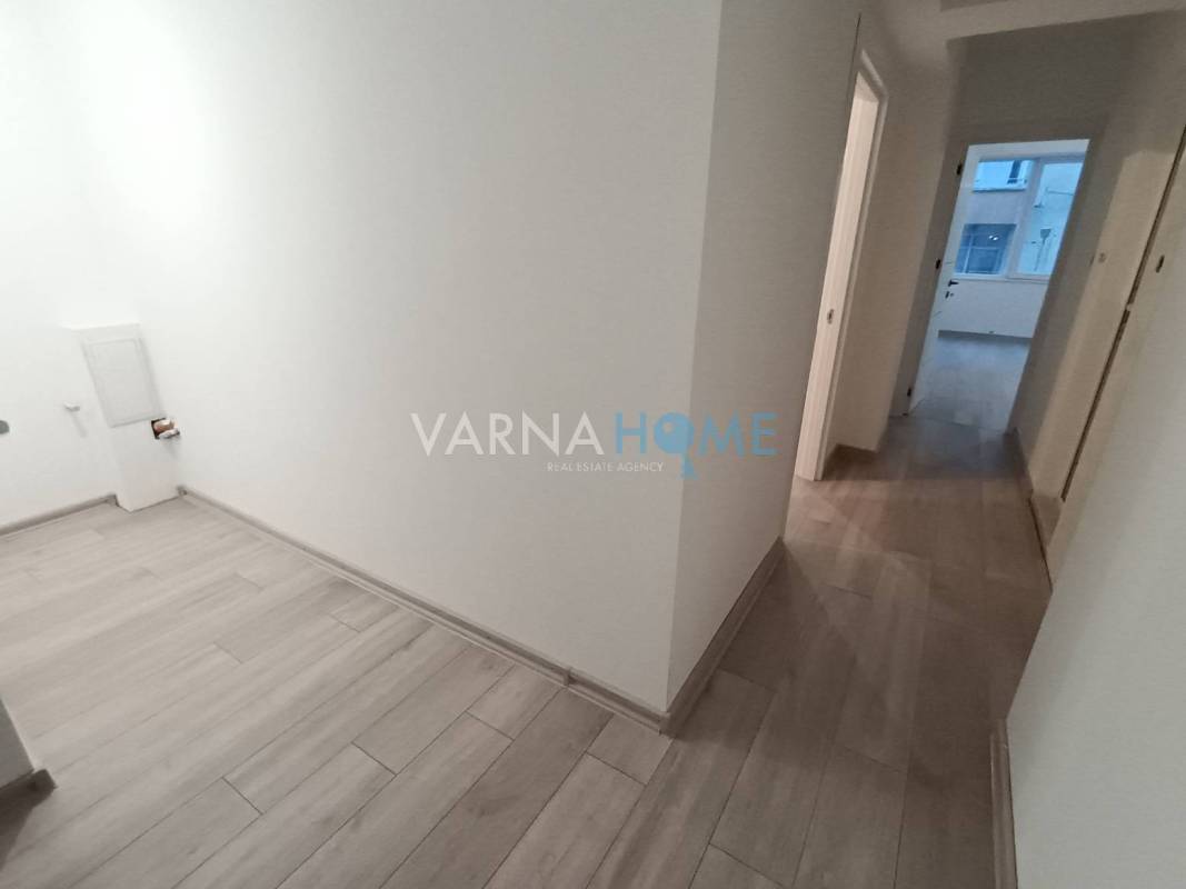 Gallery Image 222