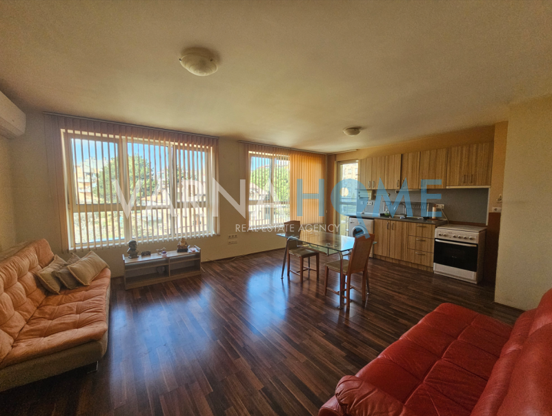 Тристаен апартамент…