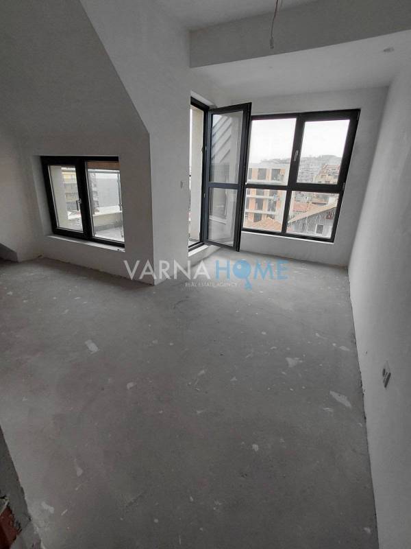 Gallery Image 222