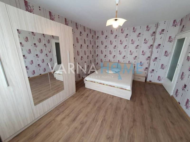 Gallery Image 222